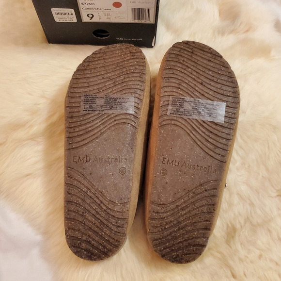 Emu Monch Slippers - Camel - Picture 10 of 10